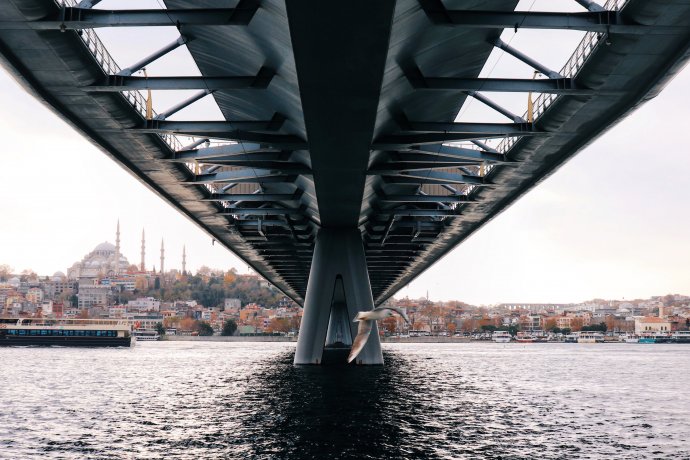 HALİÇ METRO GEÇİŞ KÖPRÜSÜ